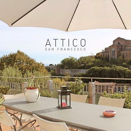 Appartement Attico San Francesco à Sienne Extérieur photo