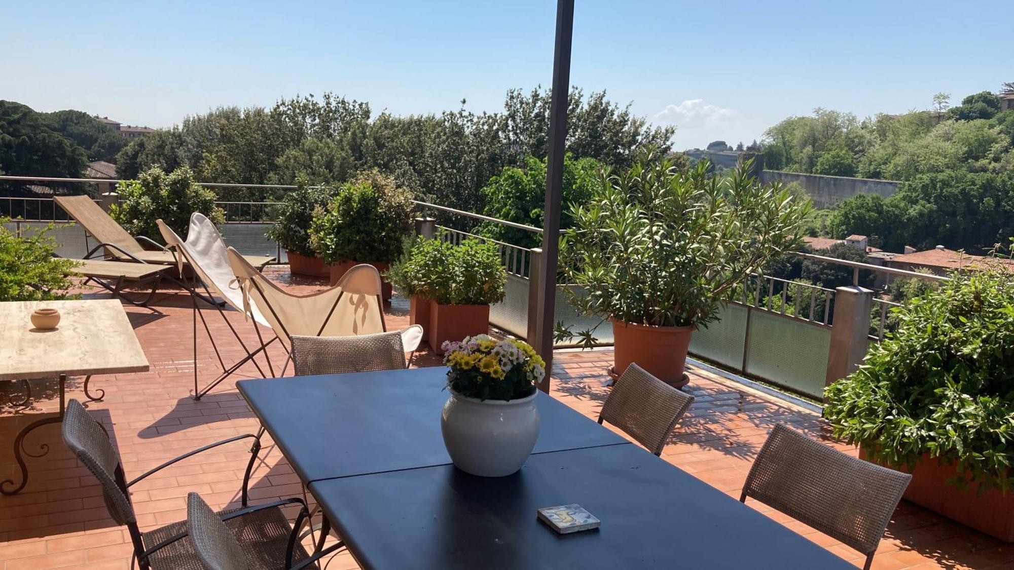Appartement Attico San Francesco à Sienne Extérieur photo