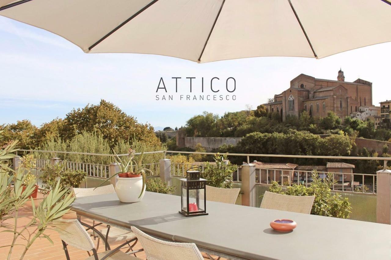 Appartement Attico San Francesco à Sienne Extérieur photo